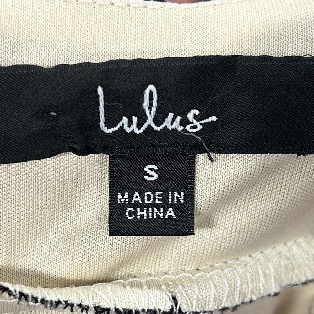 Lulus Allure Black Cream Floral Mesh Lace Ruched Bodycon Midi Dress Size Small - Picture 9 of 12